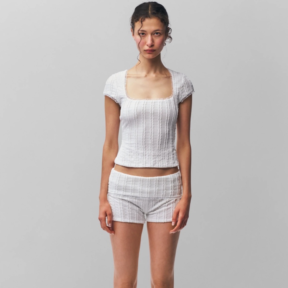 Danielle Guizio White Mid Waist Women's Shorts
